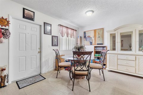 Copropriété à vendre à Coral Springs, Floride: 2 chambres, 79.9 m2 № 860382 - photo 10