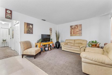Condominio en venta en Coral Springs, Florida, 2 dormitorios, 79.9 m2 № 860382 - foto 8