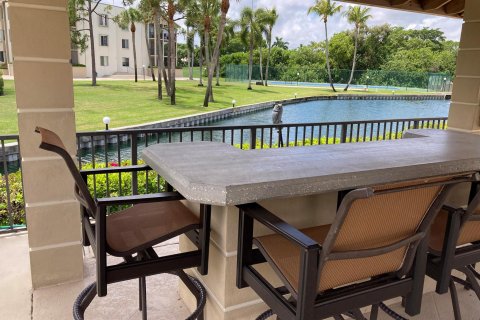 Condo in Palm Beach Gardens, Florida, 1 bedroom  № 1168815 - photo 25