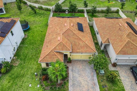 Villa ou maison à vendre à Davenport, Floride: 4 chambres, 180.14 m2 № 1282913 - photo 7