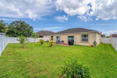 Villa ou maison à vendre à Kissimmee, Floride: 3 chambres, 183.02 m2 № 1252831 - photo 17