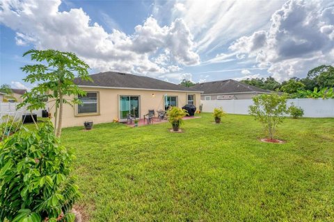 Villa ou maison à vendre à Kissimmee, Floride: 3 chambres, 183.02 m2 № 1252831 - photo 18