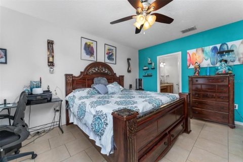 Villa ou maison à vendre à Kissimmee, Floride: 3 chambres, 183.02 m2 № 1252831 - photo 8