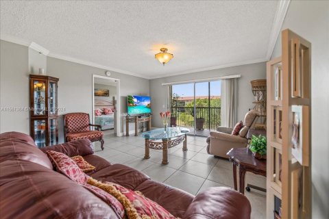 Copropriété à vendre à Pembroke Pines, Floride: 2 chambres, 112.13 m2 № 1160171 - photo 11