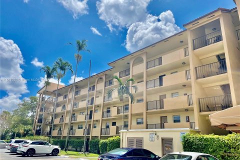 Condominio en venta en Sunrise, Florida, 2 dormitorios, 99.78 m2 № 1160256 - foto 2