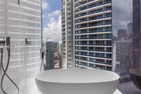 Condominio en venta en Miami, Florida, 2 dormitorios, 199.55 m2 № 1415326 - foto 17