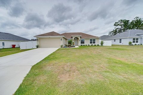 Casa en venta en Citrus Springs, Florida, 3 dormitorios, 172.8 m2 № 1382248 - foto 1