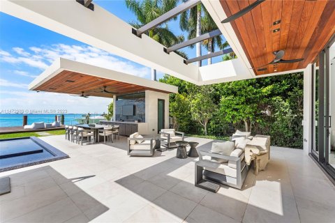 Villa ou maison à vendre à Miami Beach, Floride: 7 chambres, 721.57 m2 № 784607 - photo 18