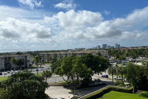 Copropriété à vendre à Hallandale Beach, Floride: 1 chambre, 92.9 m2 № 1345118 - photo 20