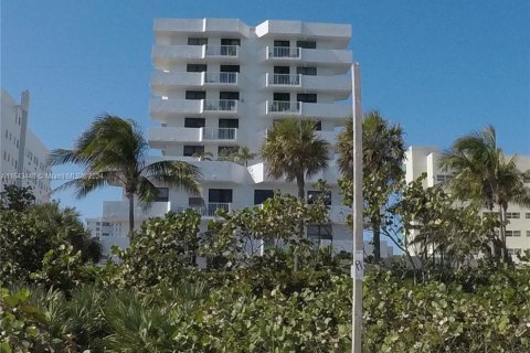 Copropriété à louer à Miami Beach, Floride: 2 chambres, 81.2 m2 № 1345157 - photo 4