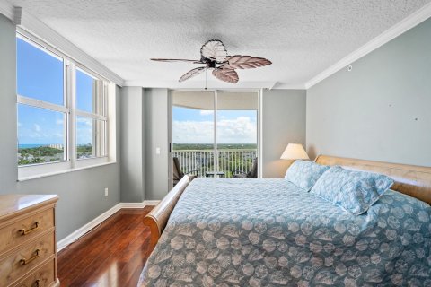 Condo in Hutchinson Island South, Florida, 3 bedrooms  № 1216163 - photo 28