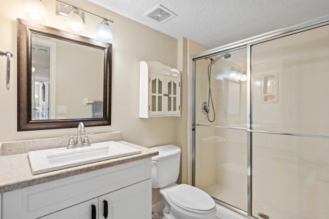 Condo in Hutchinson Island South, Florida, 3 bedrooms  № 1216163 - photo 22