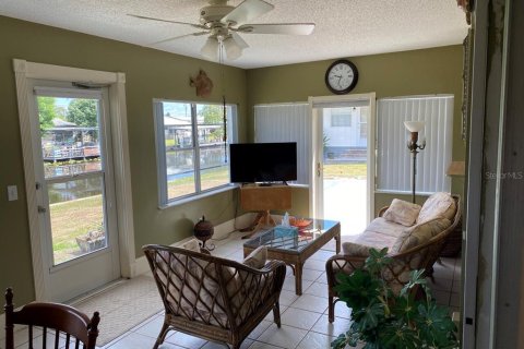 Casa en venta en Okeechobee, Florida, 2 dormitorios, 211.54 m2 № 1122060 - foto 17