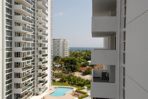 Copropriété à vendre à Fort Lauderdale, Floride: 1 chambre, 83.61 m2 № 1355127 - photo 2