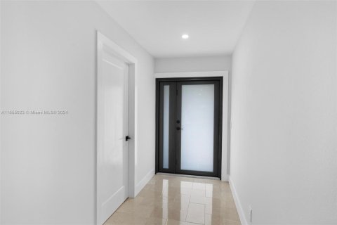 Townhouse in Miami, Florida 3 bedrooms, 136.01 sq.m. № 1355168 - photo 6