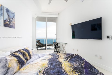 Copropriété à louer à Sunny Isles Beach, Floride: 3 chambres, 182.27 m2 № 1352209 - photo 20