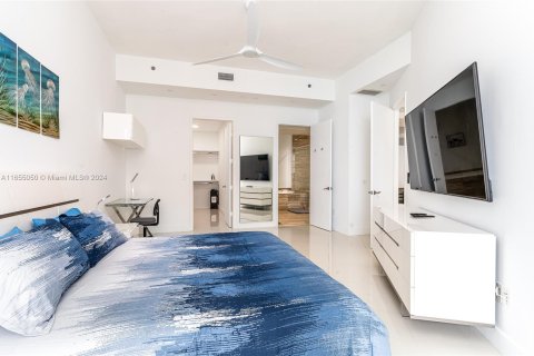 Copropriété à louer à Sunny Isles Beach, Floride: 3 chambres, 182.27 m2 № 1352209 - photo 30