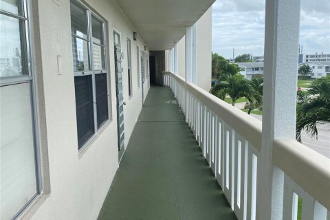 Copropriété à vendre à Deerfield Beach, Floride: 2 chambres, 85.01 m2 № 1228590 - photo 28