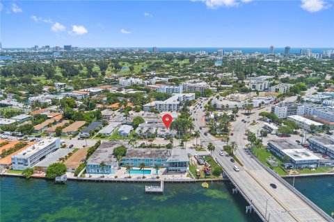 Immobilier commercial à vendre à Miami Beach, Floride: 257.06 m2 № 1321345 - photo 9