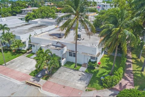 Commercial property in Miami Beach, Florida 257.06 sq.m. № 1321345 - photo 20