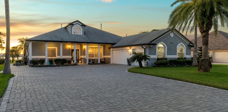 Villa ou maison à Jacksonville, Floride 4 chambres, 248.98 m2 № 802196