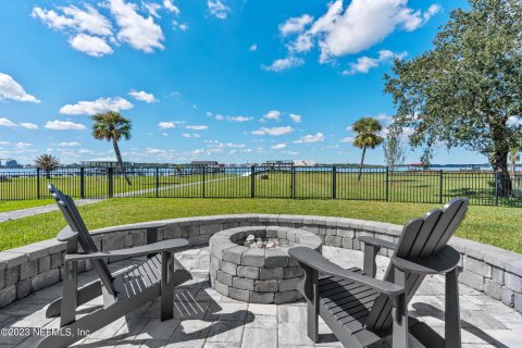 Casa en venta en Jacksonville, Florida, 4 dormitorios, 248.98 m2 № 802196 - foto 22