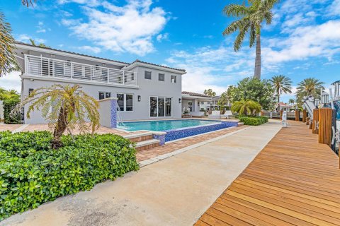 Villa ou maison à vendre à Pompano Beach, Floride: 5 chambres, 333.33 m2 № 869158 - photo 15
