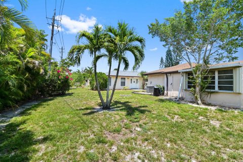 Casa en venta en Lake Worth, Florida, 2 dormitorios, 125.05 m2 № 1226804 - foto 3