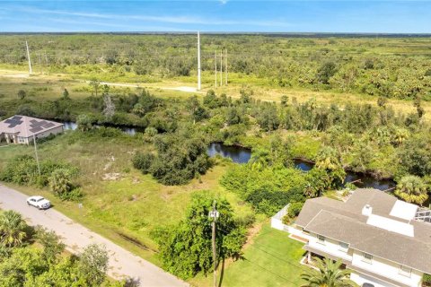 Terreno en venta en Punta Gorda, Florida № 764153 - foto 1