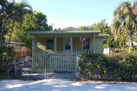 Villa ou maison à vendre à Delray Beach, Floride: 2 chambres, 36.6 m2 № 1215808 - photo 2
