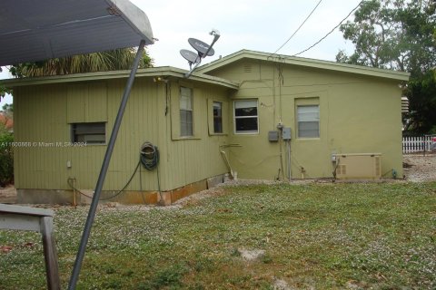House in Delray Beach, Florida 2 bedrooms, 36.6 sq.m. № 1215808 - photo 3