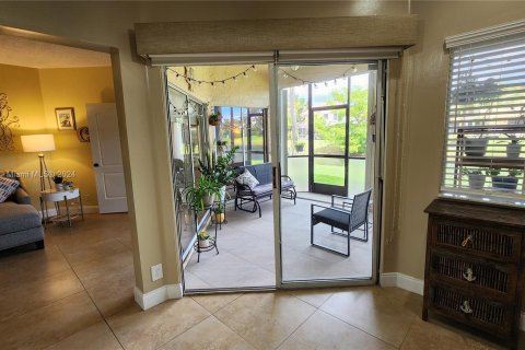 Copropriété à vendre à Boca Raton, Floride: 2 chambres, 110.09 m2 № 1078011 - photo 5