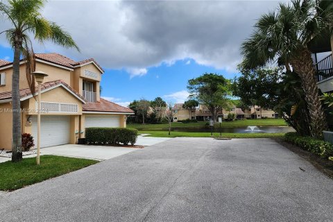 Copropriété à vendre à Boca Raton, Floride: 2 chambres, 110.09 m2 № 1078011 - photo 3