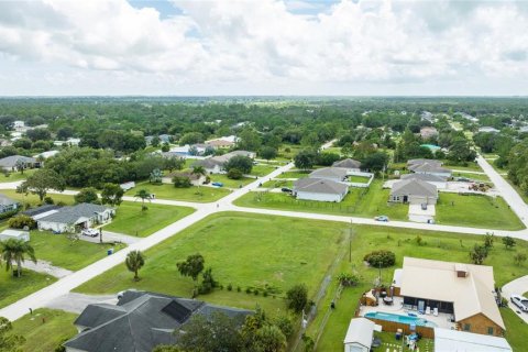 Terreno en venta en Vero Beach, Florida № 1361435 - foto 4