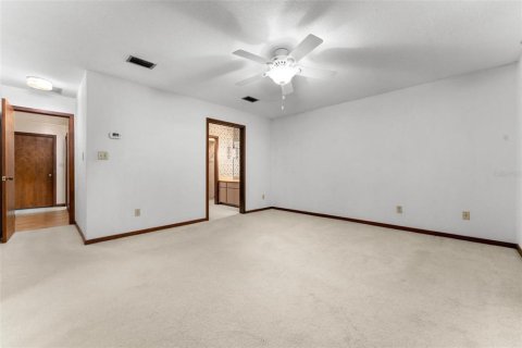 Villa ou maison à vendre à Altamonte Springs, Floride: 4 chambres, 293.2 m2 № 1343523 - photo 25