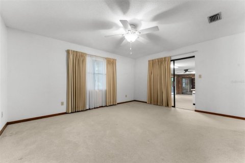 Villa ou maison à vendre à Altamonte Springs, Floride: 4 chambres, 293.2 m2 № 1343523 - photo 27