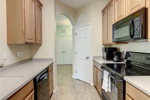 Condo in Davenport, Florida, 3 bedrooms  № 1343143 - photo 8