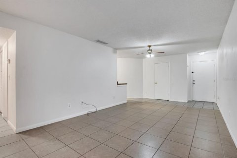 Copropriété à vendre à Orlando, Floride: 2 chambres, 76.18 m2 № 1298746 - photo 12