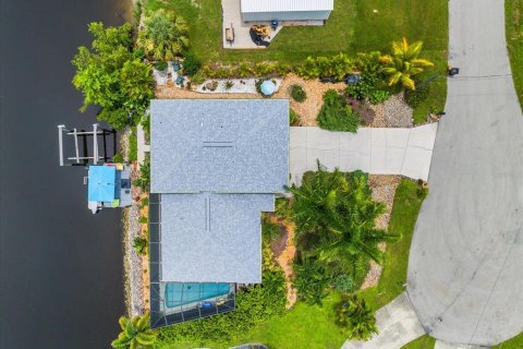 Casa en venta en Punta Gorda, Florida, 3 dormitorios, 164.25 m2 № 1298713 - foto 2