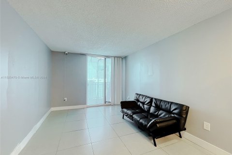 Condominio en venta en Miami, Florida, 2 dormitorios, 78.78 m2 № 1004273 - foto 11