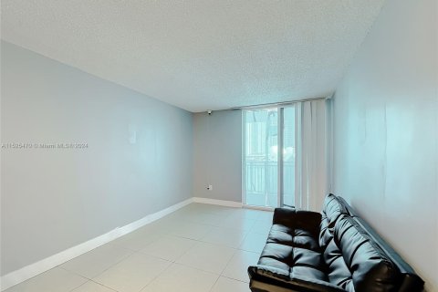 Condominio en venta en Miami, Florida, 2 dormitorios, 78.78 m2 № 1004273 - foto 10