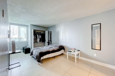 Condominio en venta en Miami, Florida, 2 dormitorios, 78.78 m2 № 1004273 - foto 14