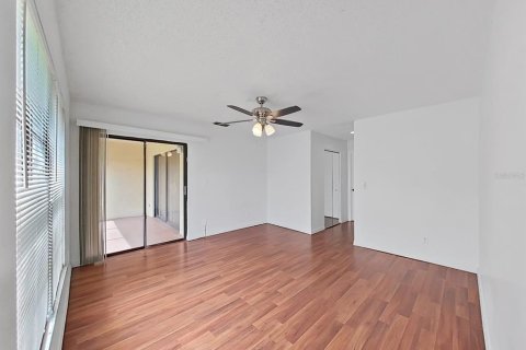 Condo in Tampa, Florida, 3 bedrooms  № 1249357 - photo 12