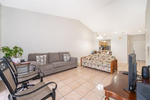 Copropriété à vendre à Orlando, Floride: 2 chambres, 94.11 m2 № 1249396 - photo 11