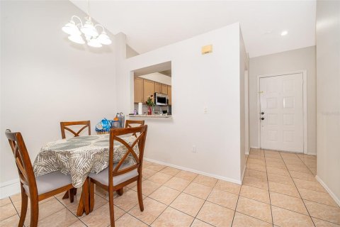 Condo in Orlando, Florida, 2 bedrooms  № 1249396 - photo 8