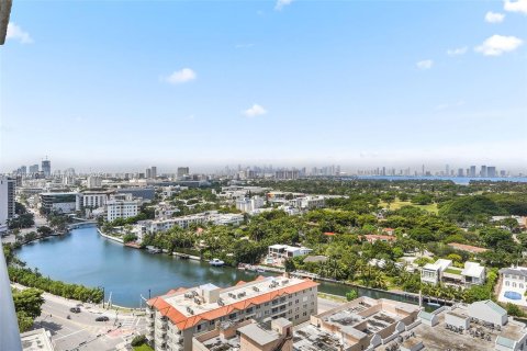 Condominio en venta en Miami Beach, Florida, 2 dormitorios, 152.82 m2 № 1315775 - foto 30