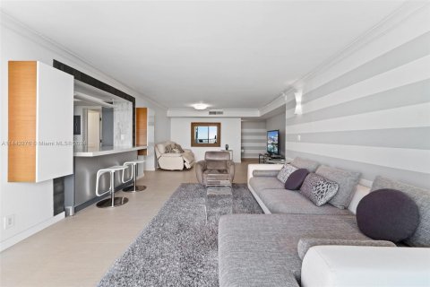 Copropriété à vendre à Miami Beach, Floride: 2 chambres, 152.82 m2 № 1315775 - photo 19