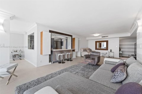 Copropriété à vendre à Miami Beach, Floride: 2 chambres, 152.82 m2 № 1315775 - photo 5