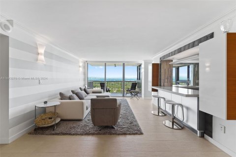 Condo in Miami Beach, Florida, 2 bedrooms  № 1315775 - photo 15