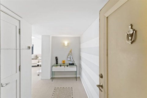 Copropriété à vendre à Miami Beach, Floride: 2 chambres, 152.82 m2 № 1315775 - photo 13